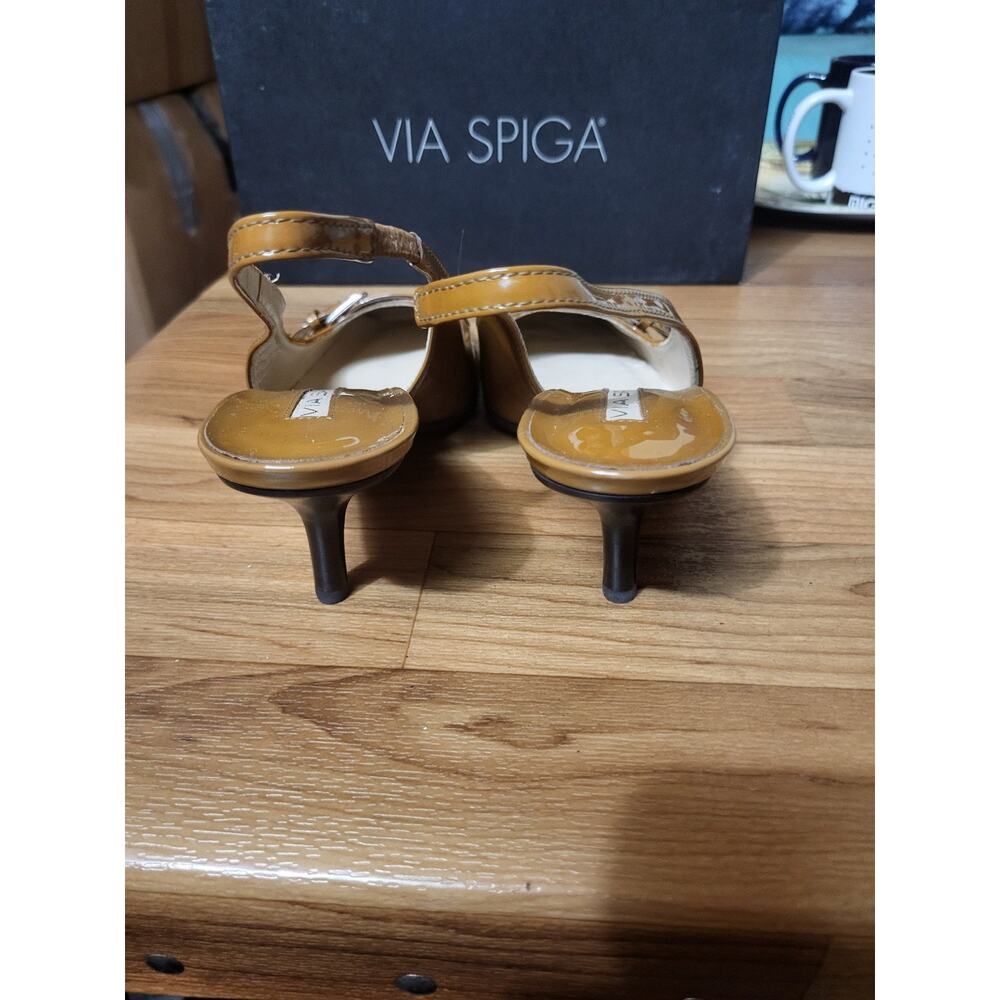 New with Box Via Spiga slingbacks. Caramel color Size 8.5M - Picture 6 of 12